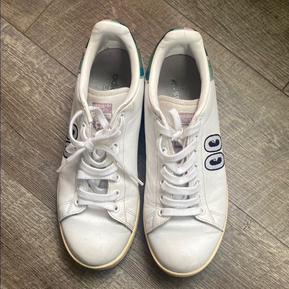 Adidas women’s Stan Smith sneakers shoes